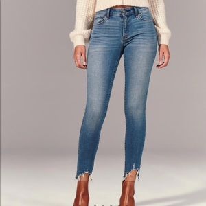 Abercrombie & Fitch skinny ankle jean